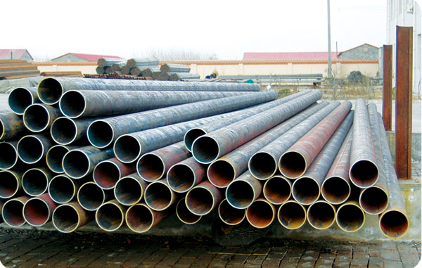 Spiral steel pipe